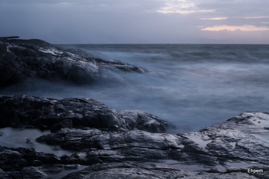 Storm rocks - f13 at 6 seconds