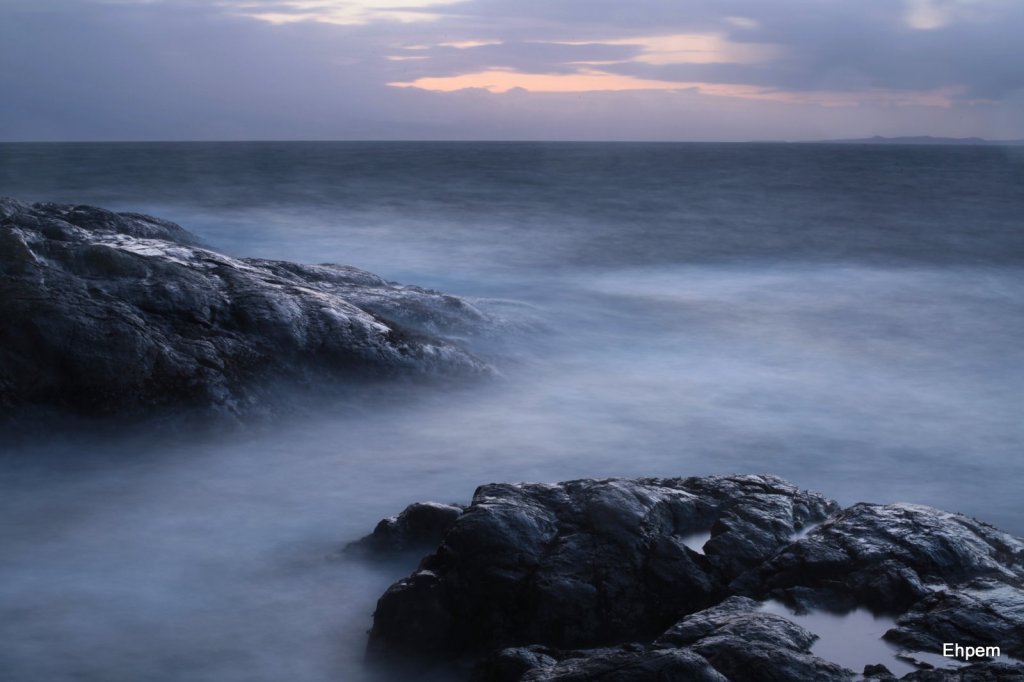 Two storm rocks 15sec