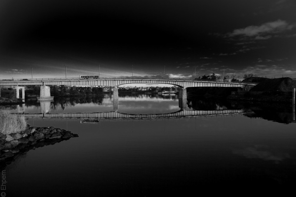 Bay Street Bridge bnw