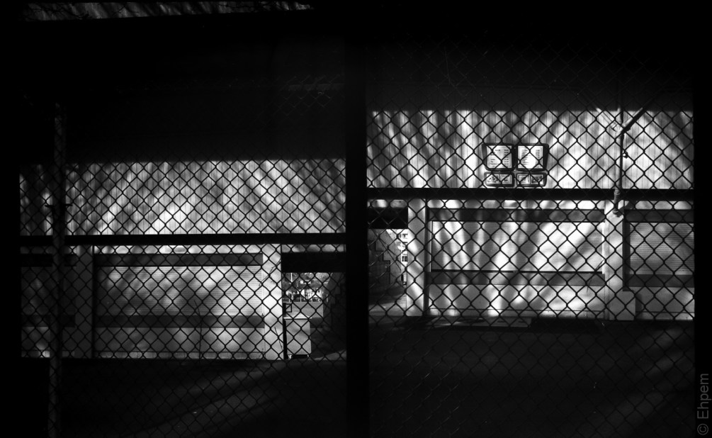 Concession stand PenTestFirst3200 16-8bit 265Tri-X 0.2.tif-3