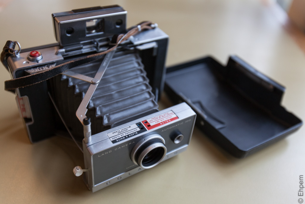 Camera extended and all cleaned up.